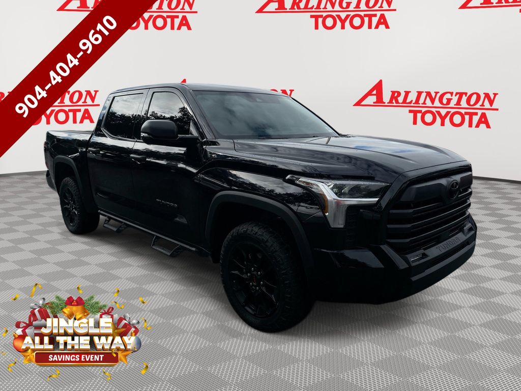 2024 Toyota Tundra SR5's photo