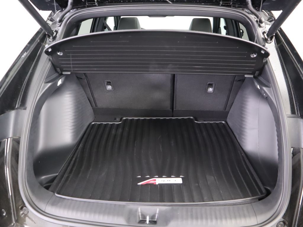 Thumbnail: 2025 Acura ADX - 29