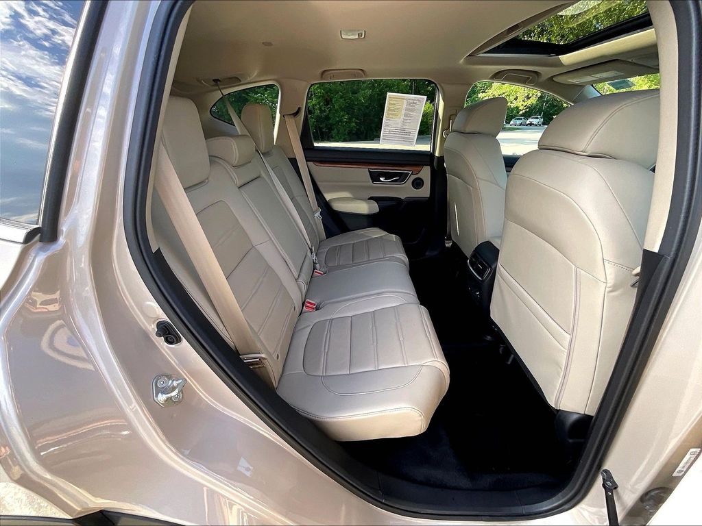 2017 Honda CR-V — photo 16