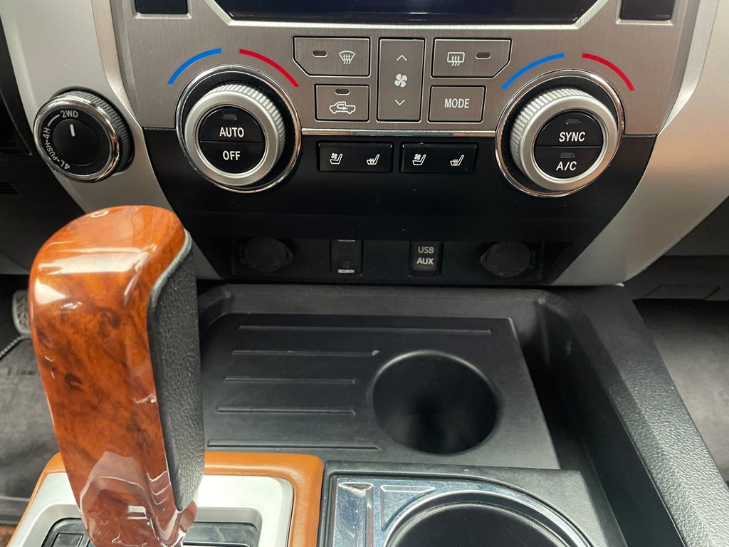 Thumbnail: 2019 Toyota Tundra - 28