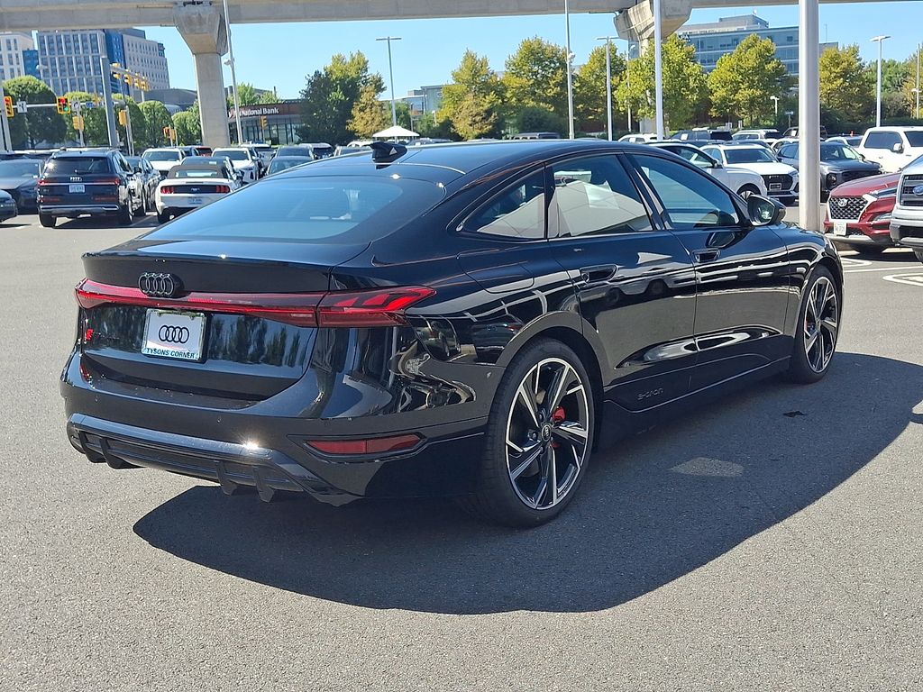 Thumbnail: 2027 Audi e-tron S - 3