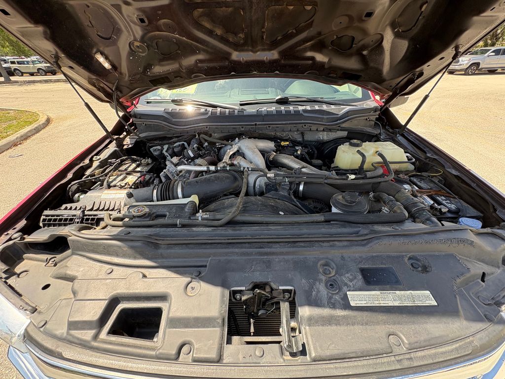 Used 2021  Ford Lariat image 31
