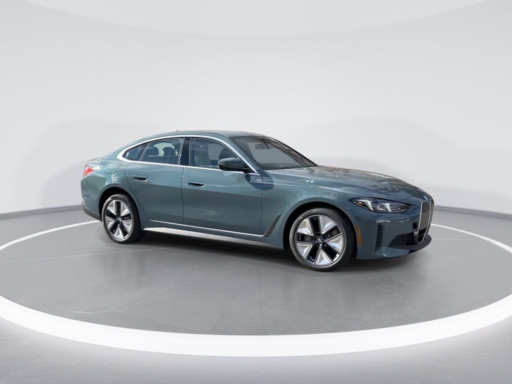 2025 BMW i4 xDrive40 9