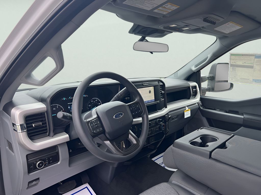 2025 Ford F-350SD