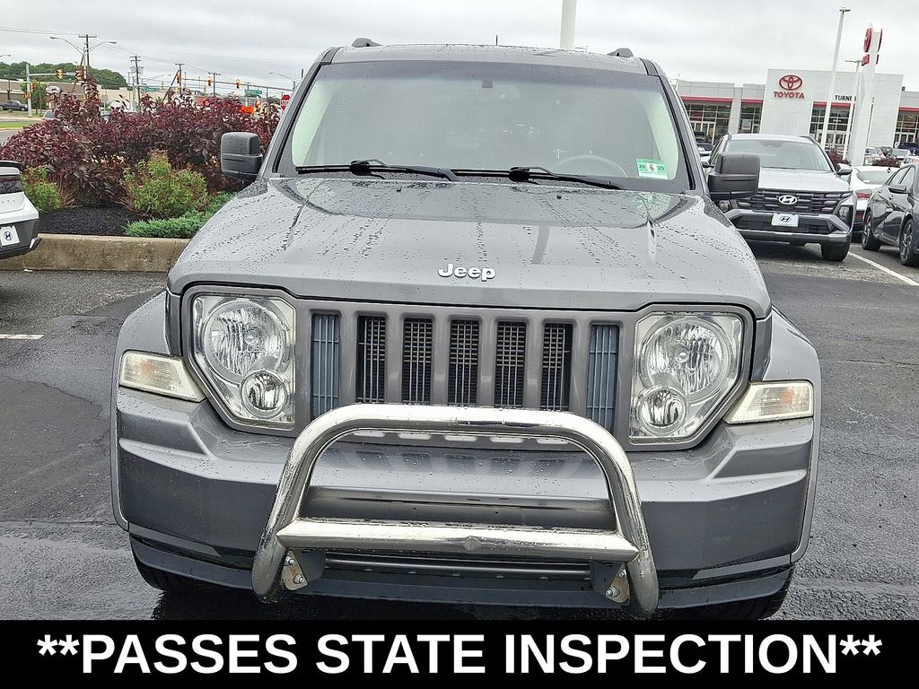 Thumbnail: 2012 Jeep Liberty - 2