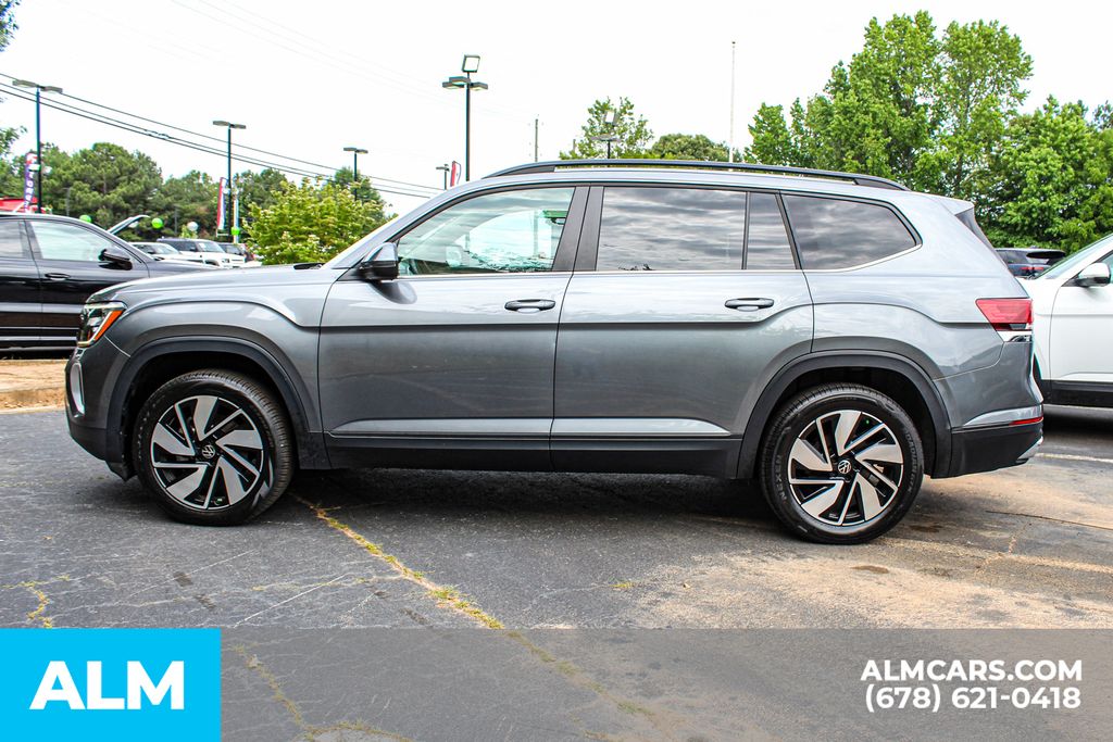 Used 2024 Gray Volkswagen 2.0T SE w/Technology image 6