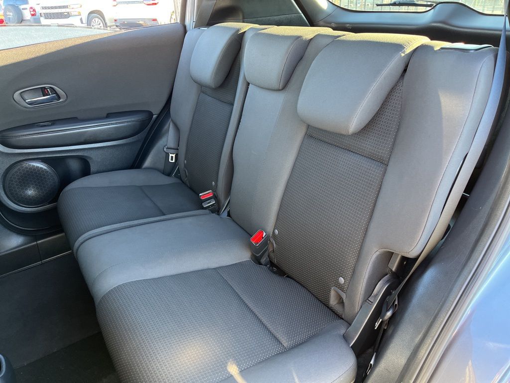 Thumbnail: 2022 Honda HR-V - 21