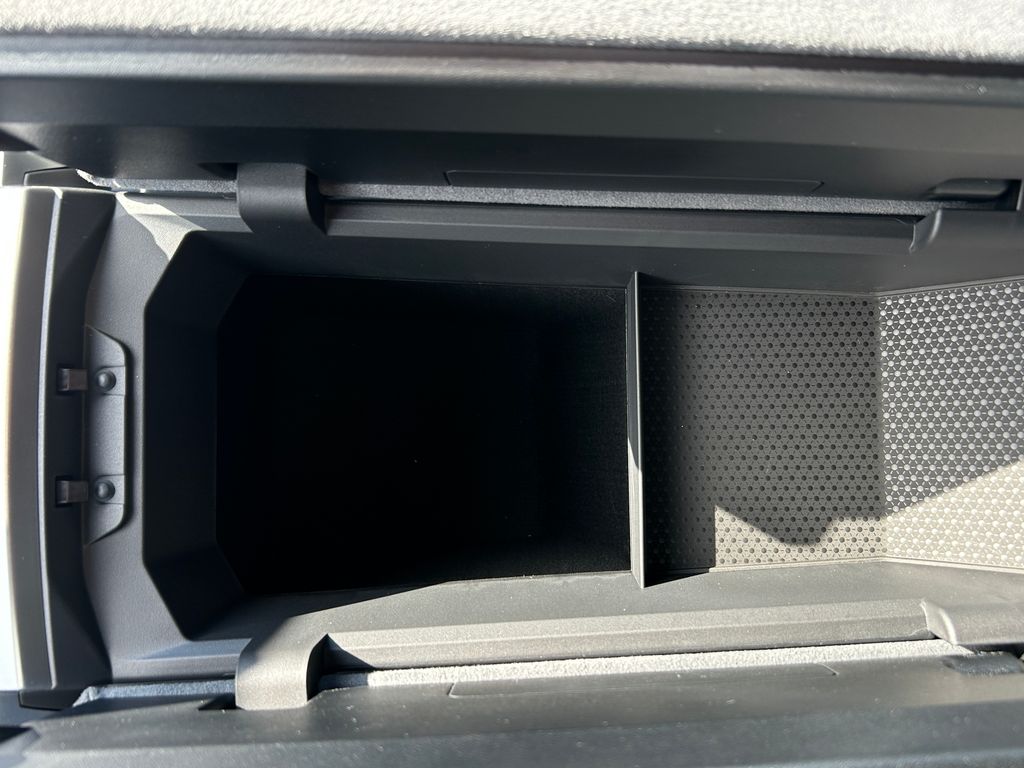 Thumbnail: 2026 BMW iX - 29