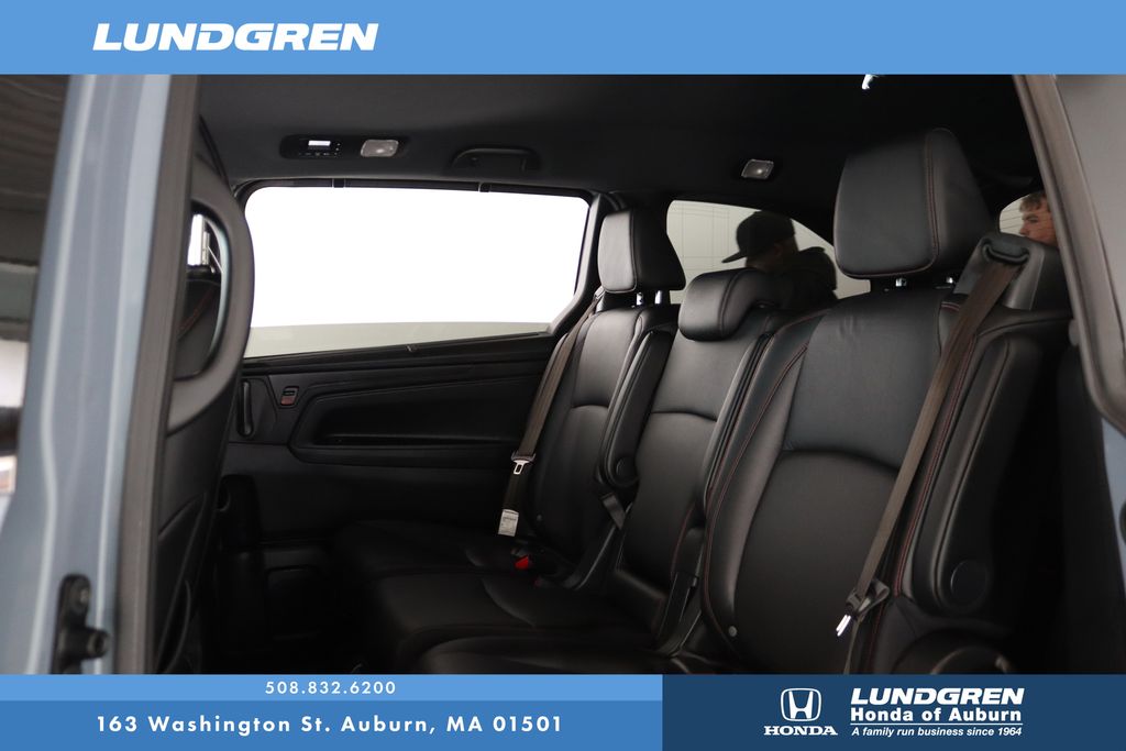 Used 2025 Honda Odyssey Van