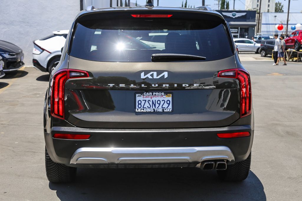 2022 Kia Telluride S 9