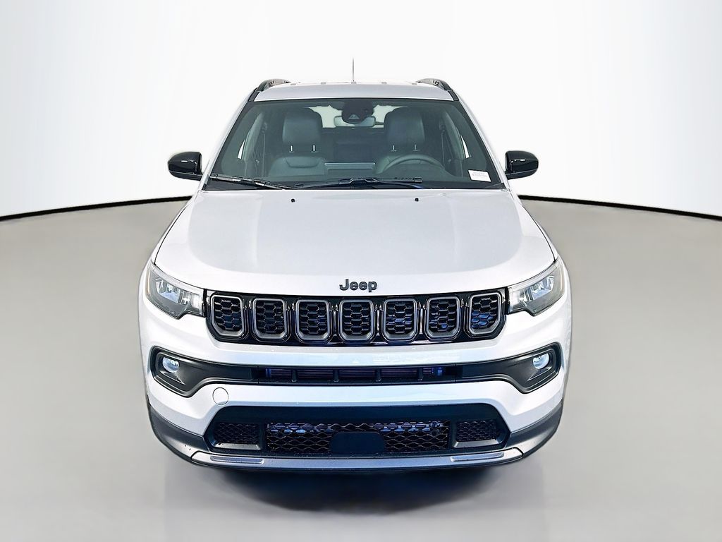 New 2026 Silver Jeep Latitude Altitude image 2