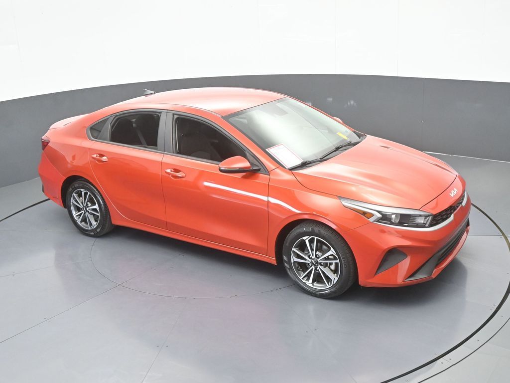 Used 2023 Fire Orange Kia LXS image 47