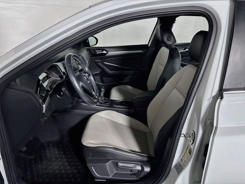 2020 Volkswagen Jetta R-Line