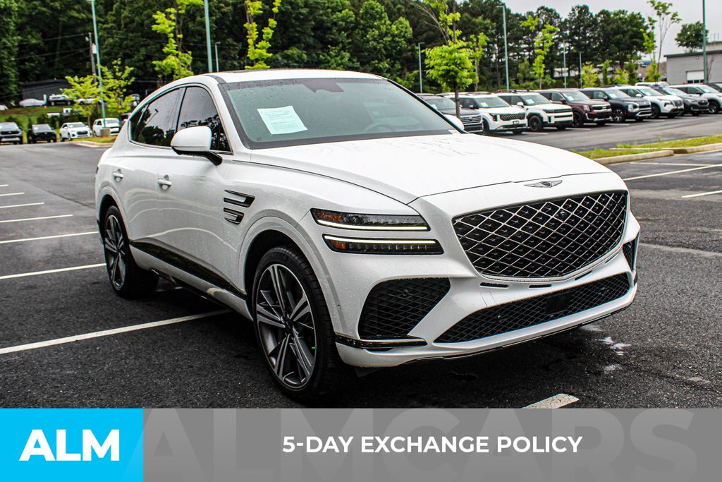 Used 2025 White Genesis 3.5T e-SC image 4