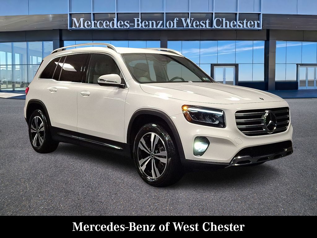 Polar White 2025 Mercedes-Benz GLB SUV / Crossover All-Wheel Drive 8-Speed Dual Clutch