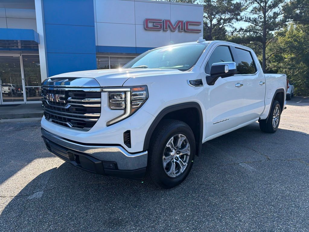 2025 GMC Sierra 1500 SLT Crew Cab 4WD