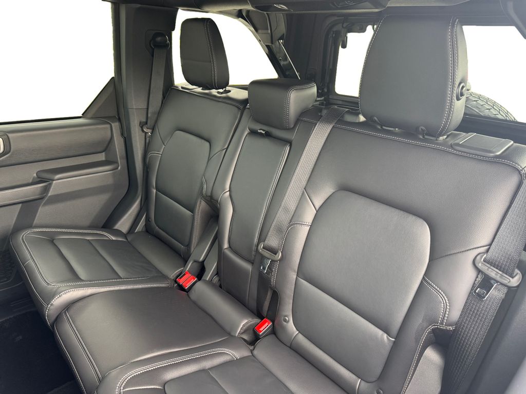 2026 Shadow Black Ford Bronco Outer Banks 4X4 SUV