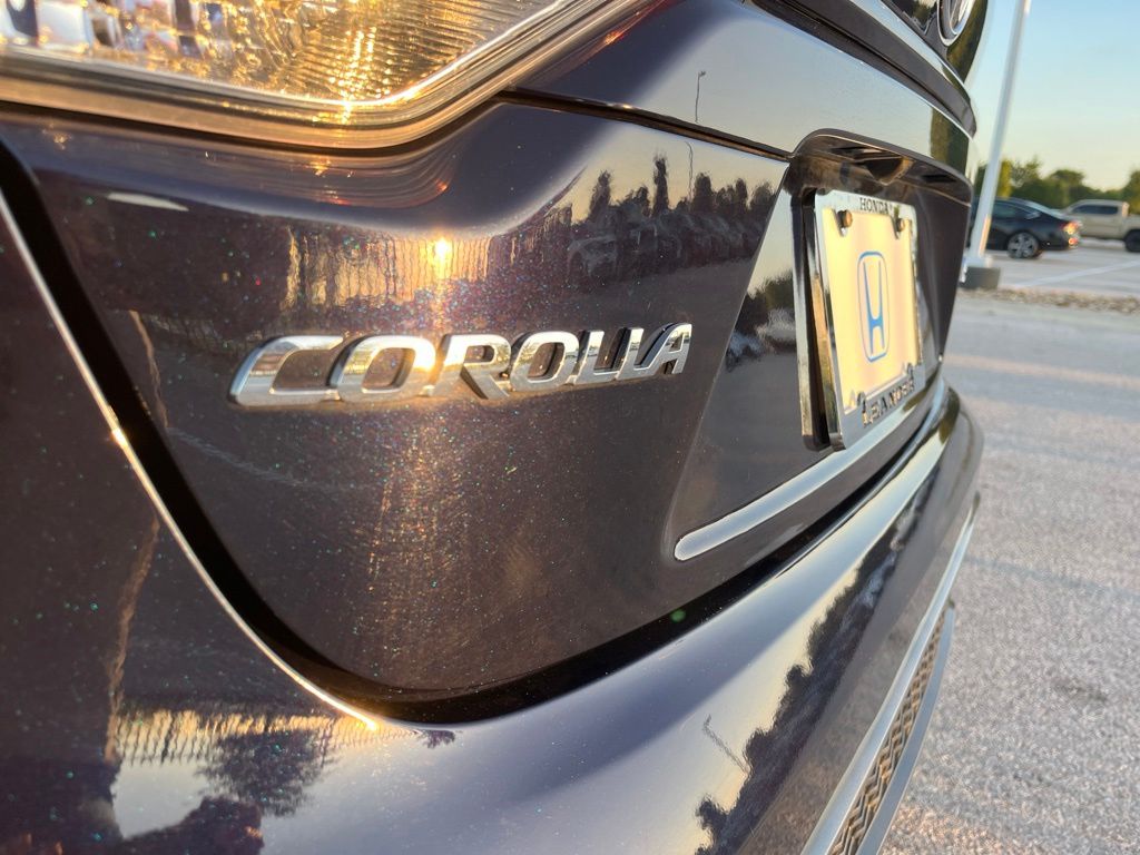 Thumbnail: 2021 Toyota Corolla - 8