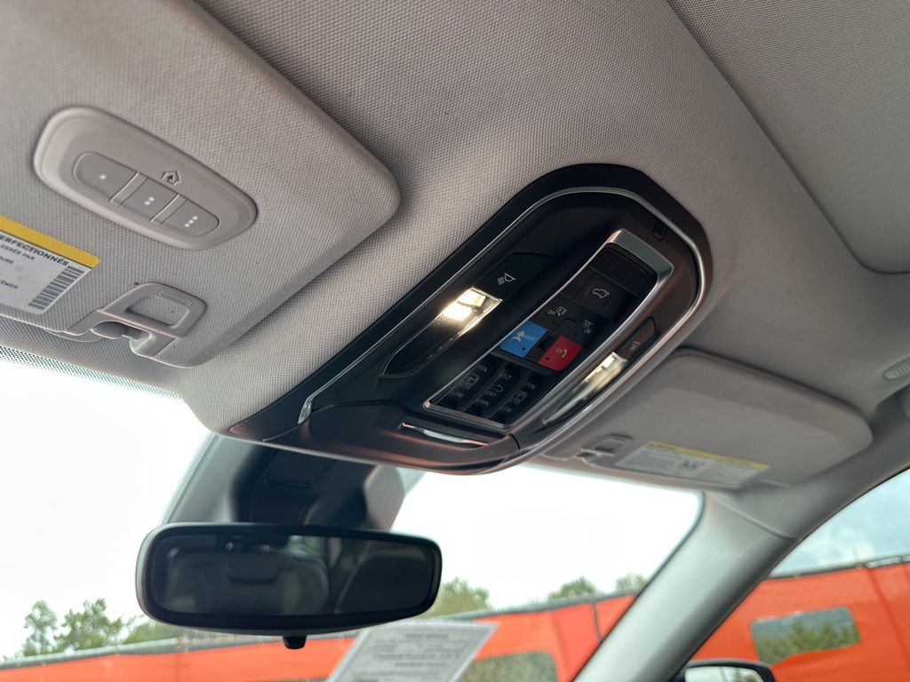 Used Car 2021 Jeep Grand Cherokee L  Limited For Sale Under $30,000 In Austin, Texas