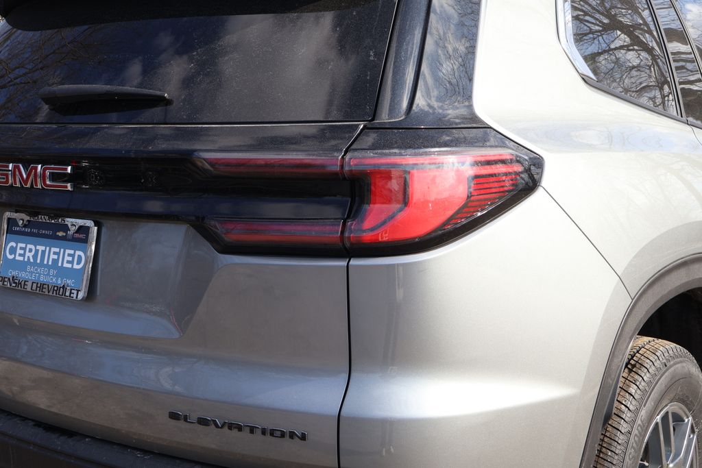 Thumbnail: 2025 GMC Acadia - 10