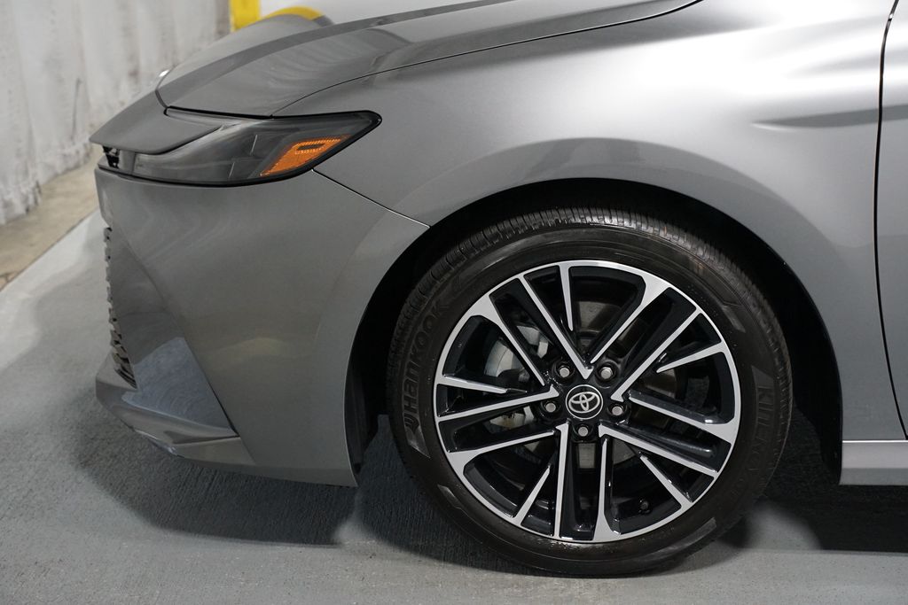 Thumbnail: 2025 Toyota Camry - 5