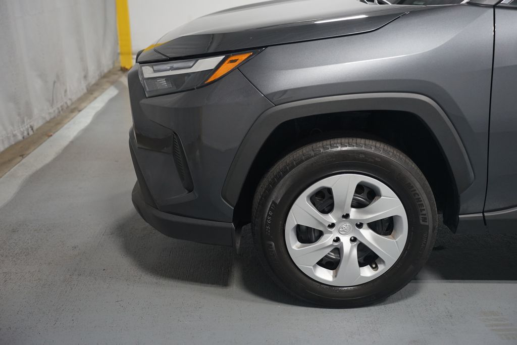 Thumbnail: 2024 Toyota RAV4 - 5