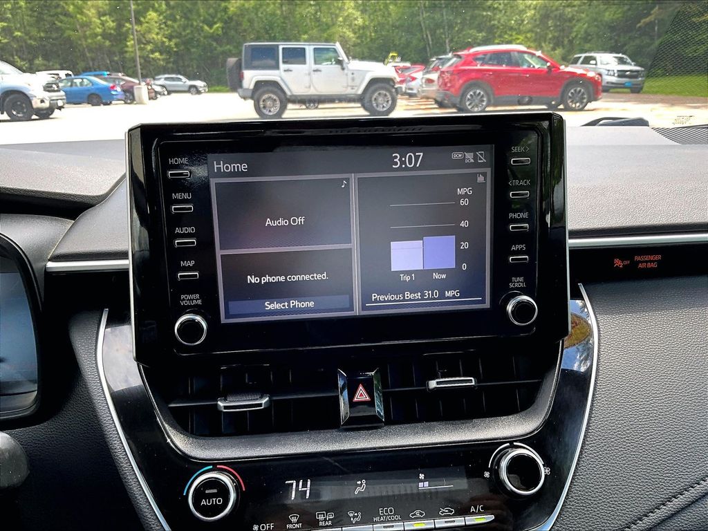 2020 Toyota Corolla — photo 19