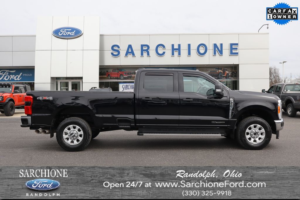 2023 Ford F-350 Super Duty XLT Crew Cab 4WD