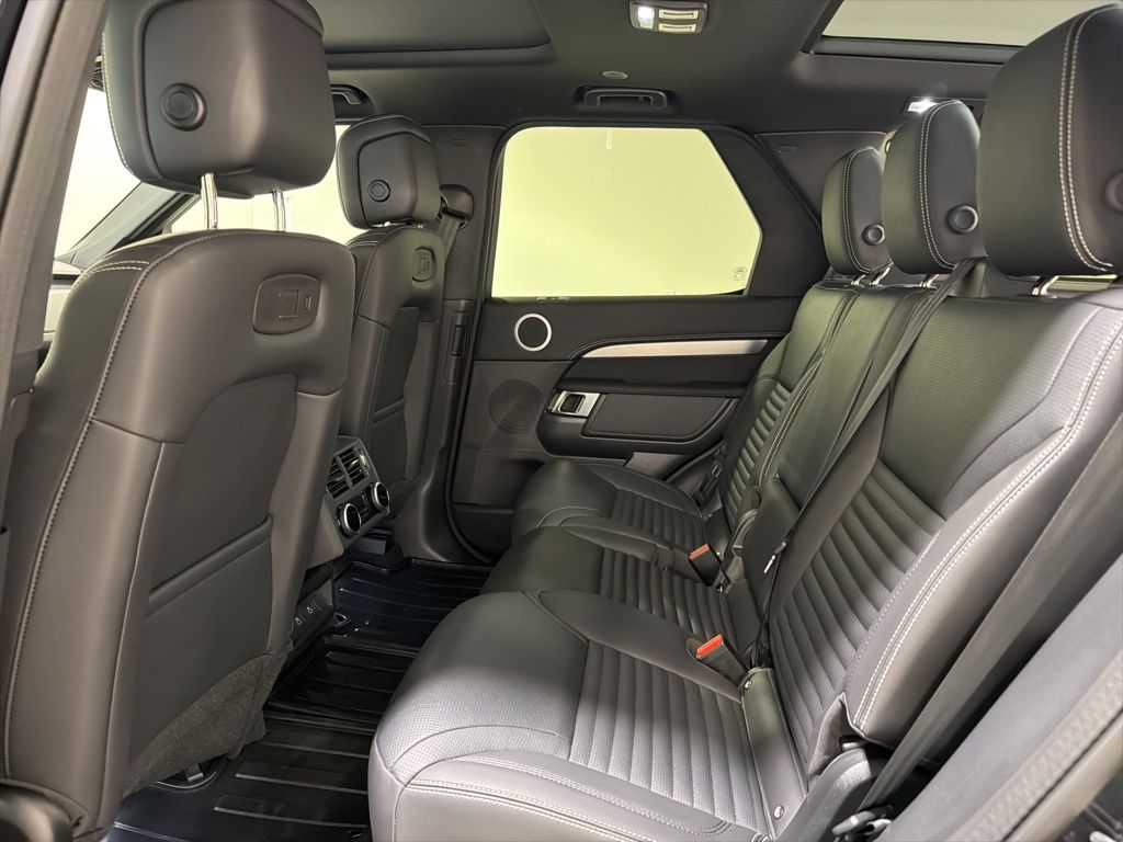 Certified Used 2025 Black Land Rover Dynamic SE image 22
