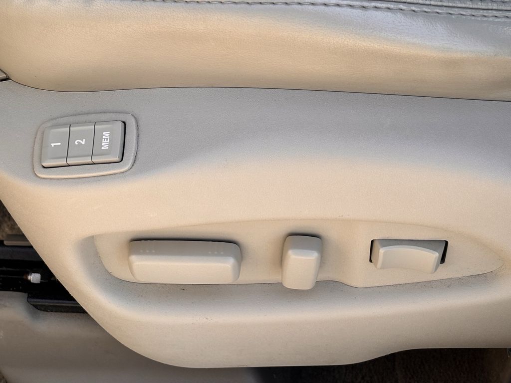 Used Car 2010 Cadillac Srx  Luxury For Sale Under $10,000 In Corsicana, Texas