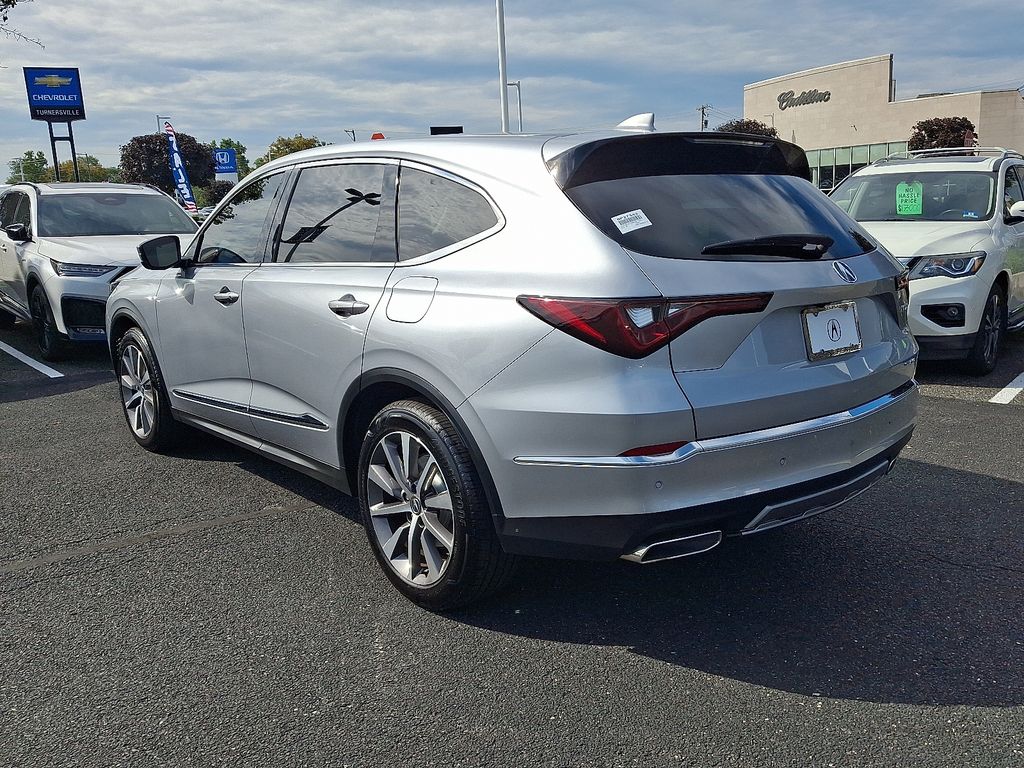 Thumbnail: 2025 Acura MDX - 4