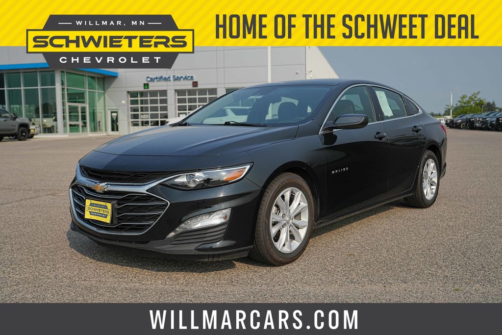 2025 Chevrolet Malibu LT with 1LT FWD