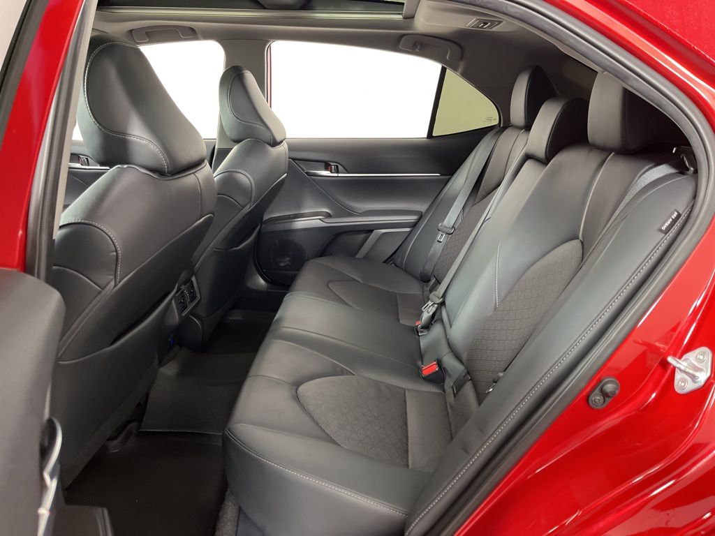 Thumbnail: 2021 Toyota Camry - 23