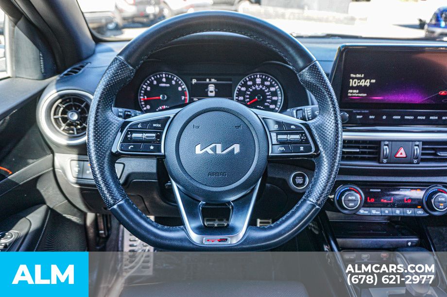 2023 Kia Forte GT-Line photo 21