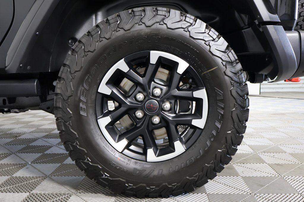 Thumbnail: 2026 Jeep Wrangler - 15