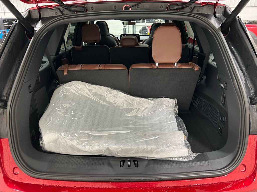 new 2026 Lincoln Aviator car, priced at $77,814