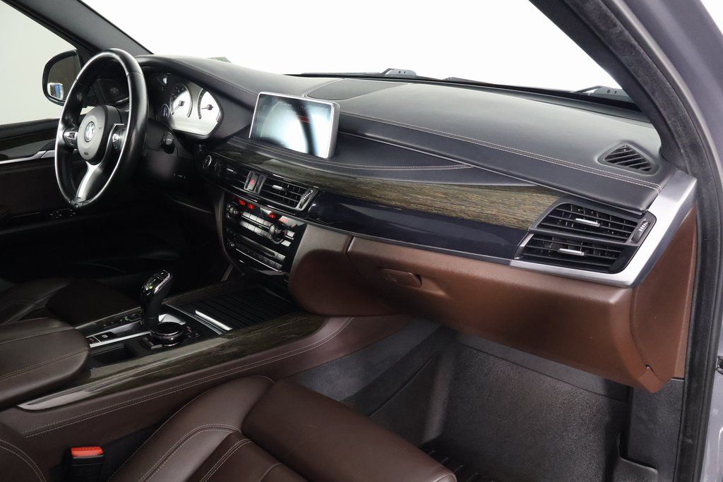 Thumbnail: 2016 BMW X5 - 9