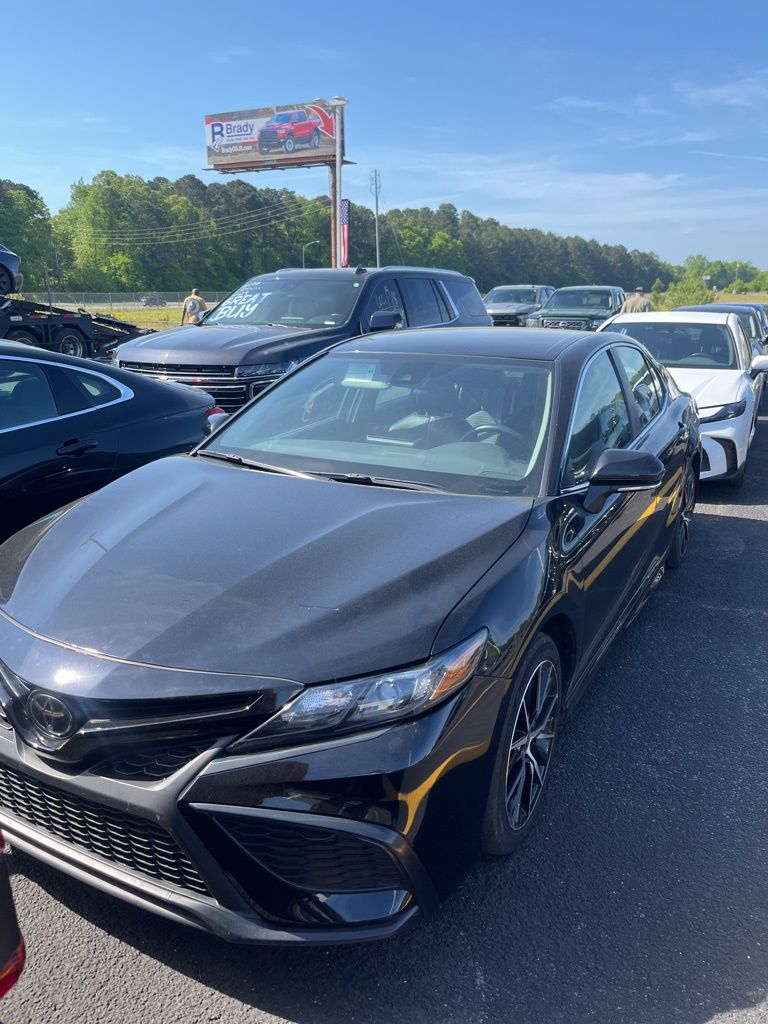 Midnight Black Metallic 2024 Toyota Camry SE FWD Sedan Front-Wheel Drive 8-Speed Automatic