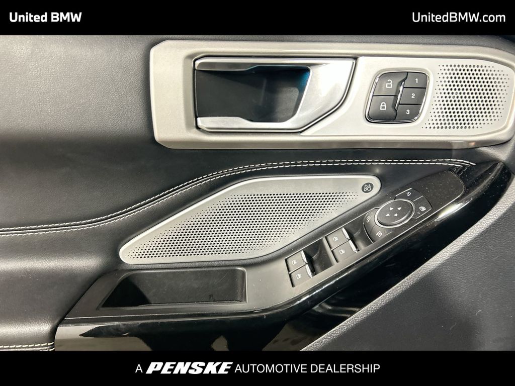 2022 Ford Explorer ST 11
