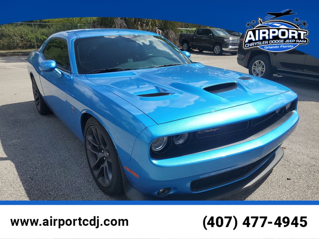 B5 Blue Pearlcoat 2023 Dodge Challenger R/T Scat Pack RWD Coupe Rear-Wheel Drive 8-Speed Automatic