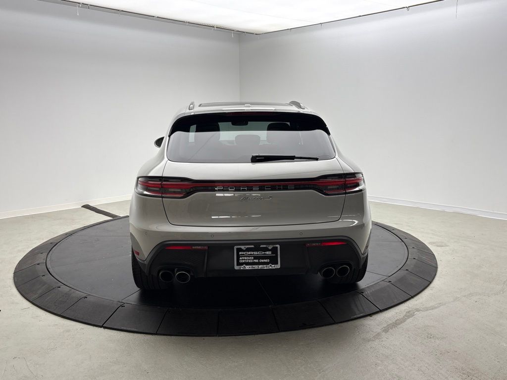Thumbnail: 2023 Porsche Macan - 6