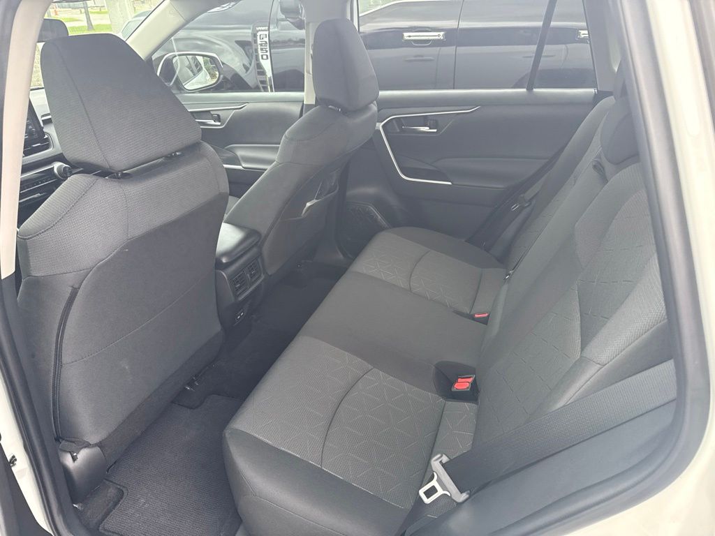 2022 White Toyota RAV4 XLE FWD SUV