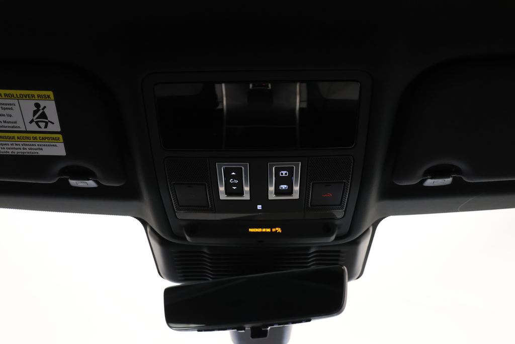Thumbnail: 2026 Land Rover Range Rover Evoque - 14