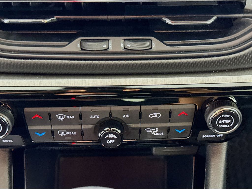 Used Car 2025 Jeep Compass  Trailhawk For Sale Under $25,000 In Austin, Texas