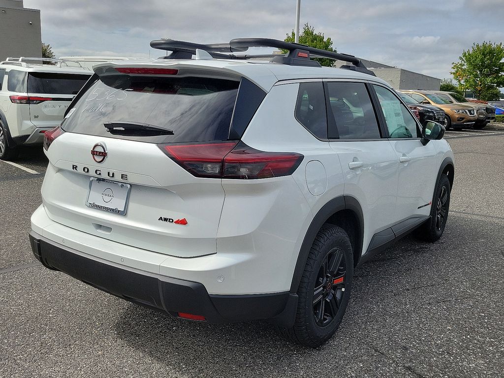 2025 Nissan Rogue Rock Creek 4