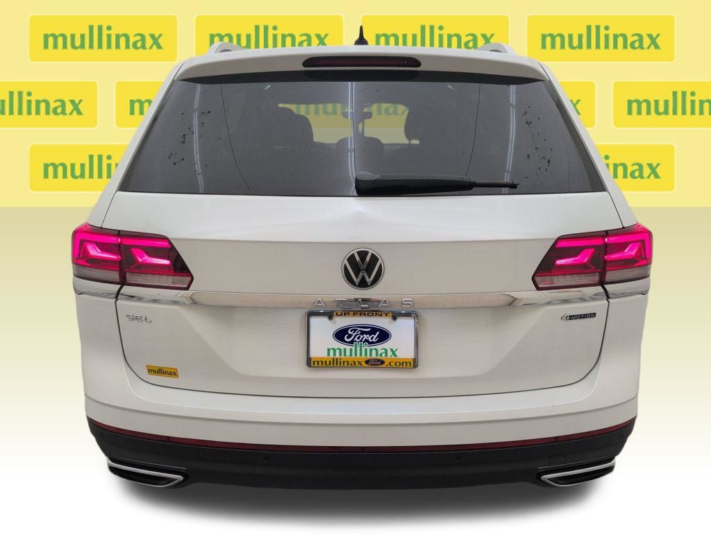 Certified Used 2023 White Volkswagen 2.0T SEL image 31