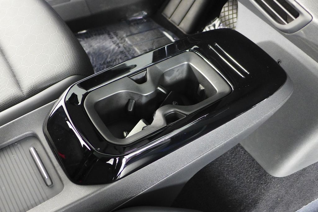 2021 Volkswagen ID.4 Pro S 15