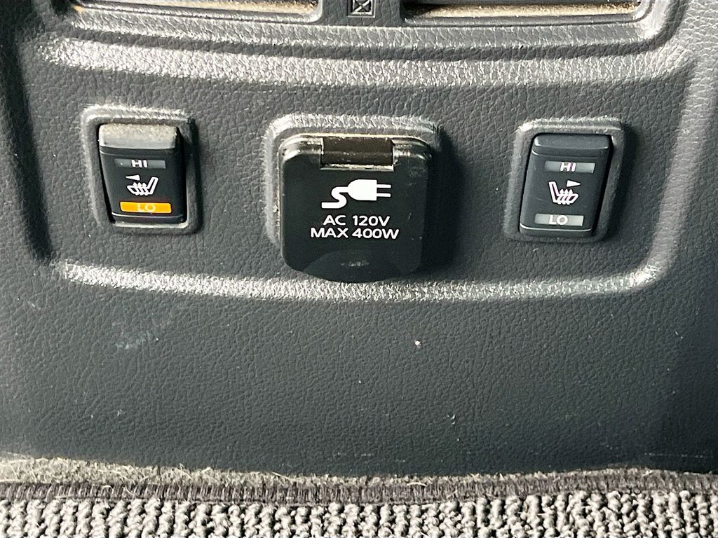Used 2018 Magnetic Black Nissan PRO-4X image 25