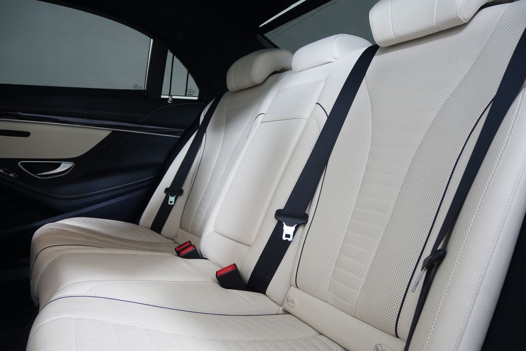 Thumbnail: 2020 Mercedes-Benz S-Class - 15
