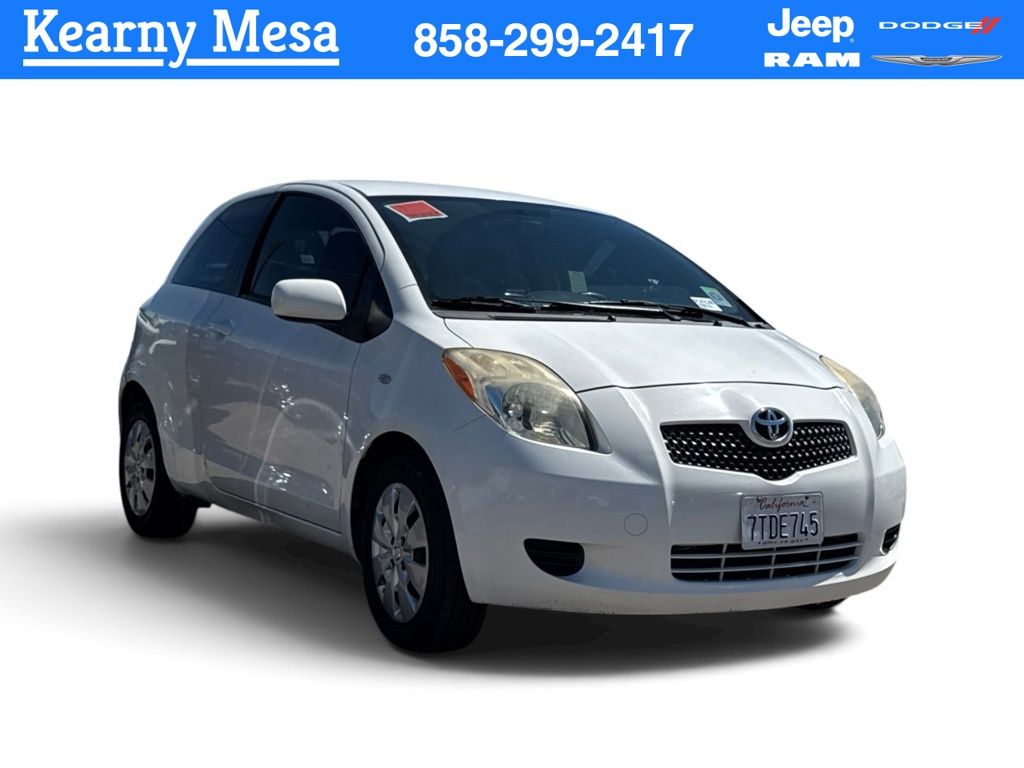 White 2007 Toyota Yaris Hatchback Front-Wheel Drive 5-Speed Manual